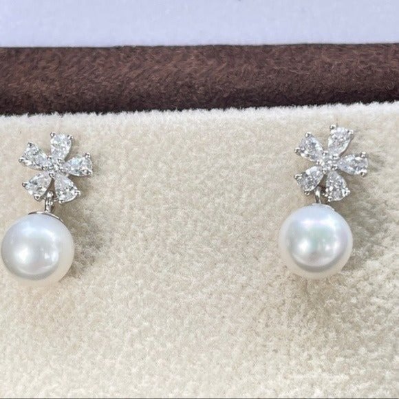 925S Flower Shape Stud Earrings With Round Natural Pearl And Zirconia - Picture 4 of 16